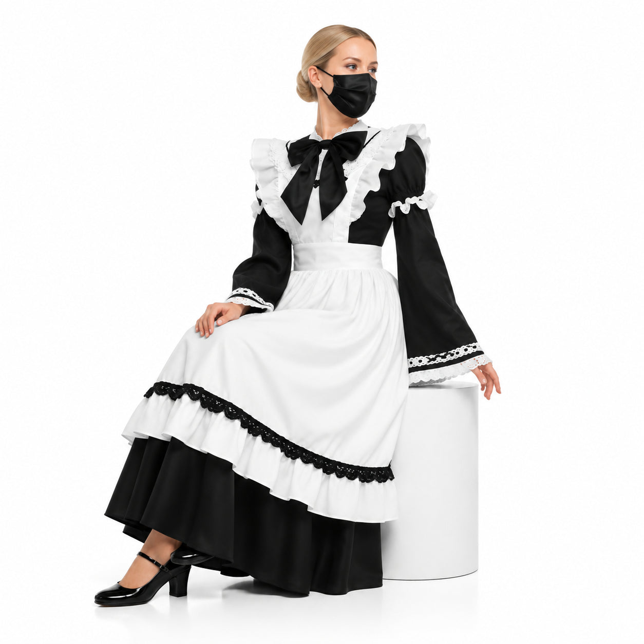 schwarzes Baumwollkleid CK170