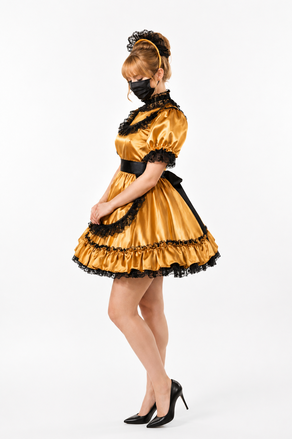 Goldenes Satinkleid G3813
