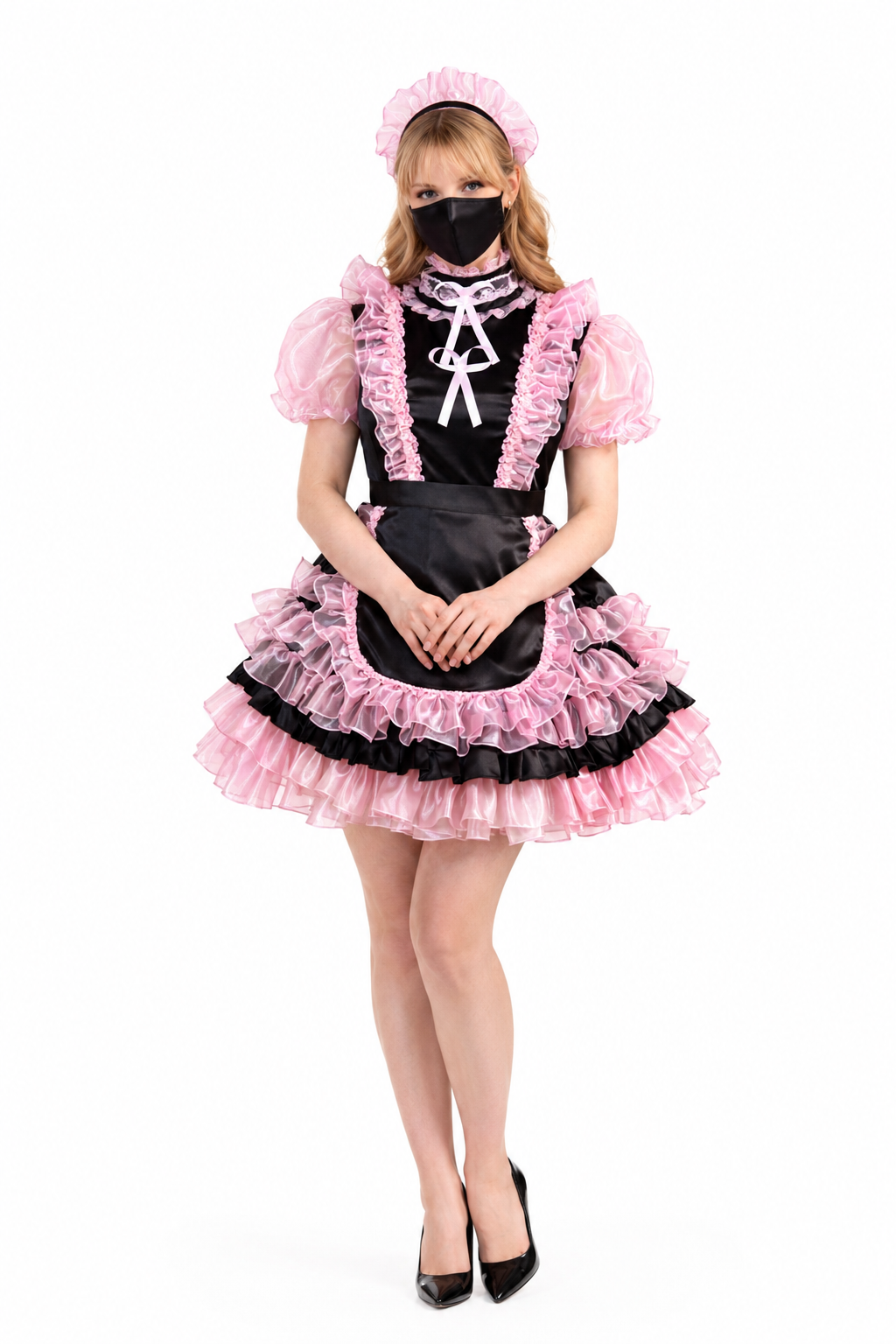 Schwarzes Satinkleid mit Organza G3898