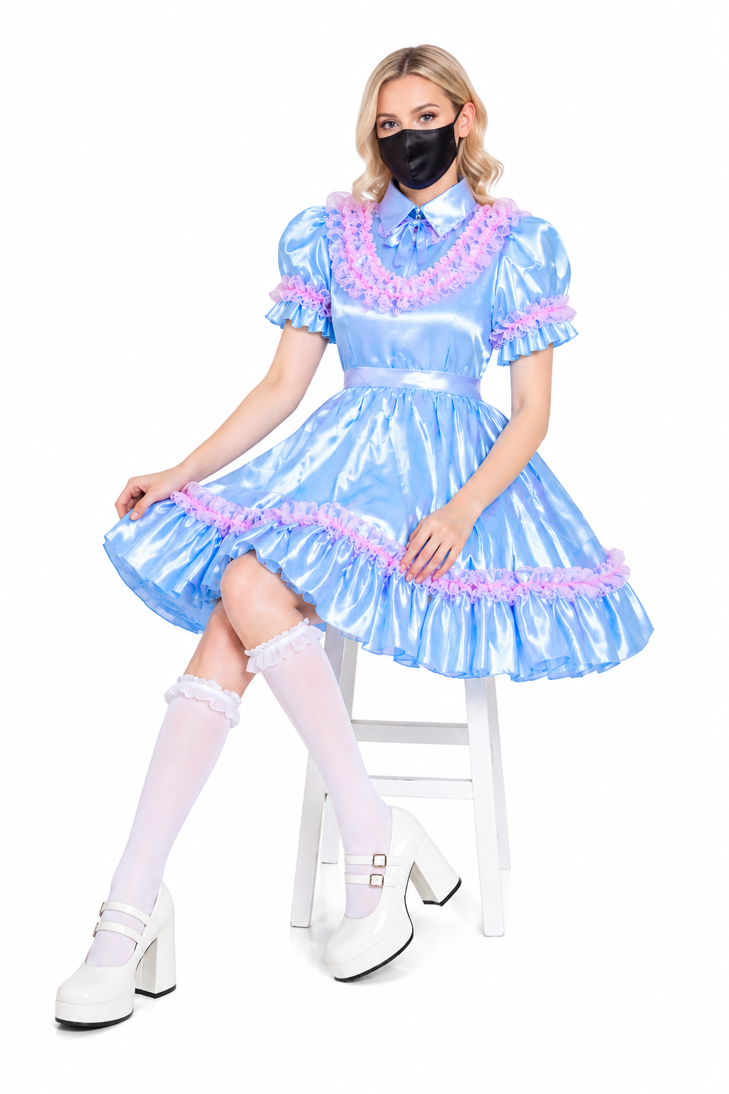 Babyblaues Satinkleid G4059