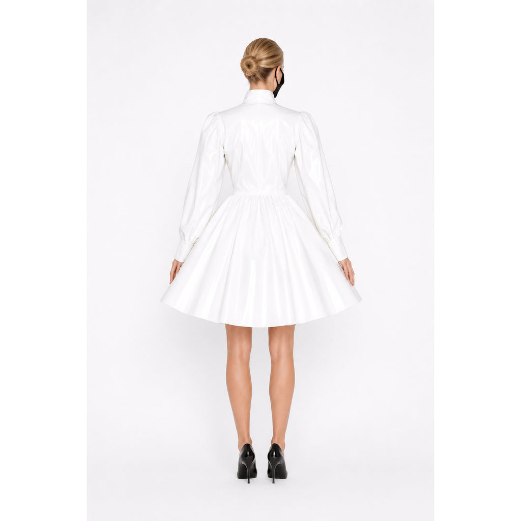 weißes, dünnes PVC-Kleid G535