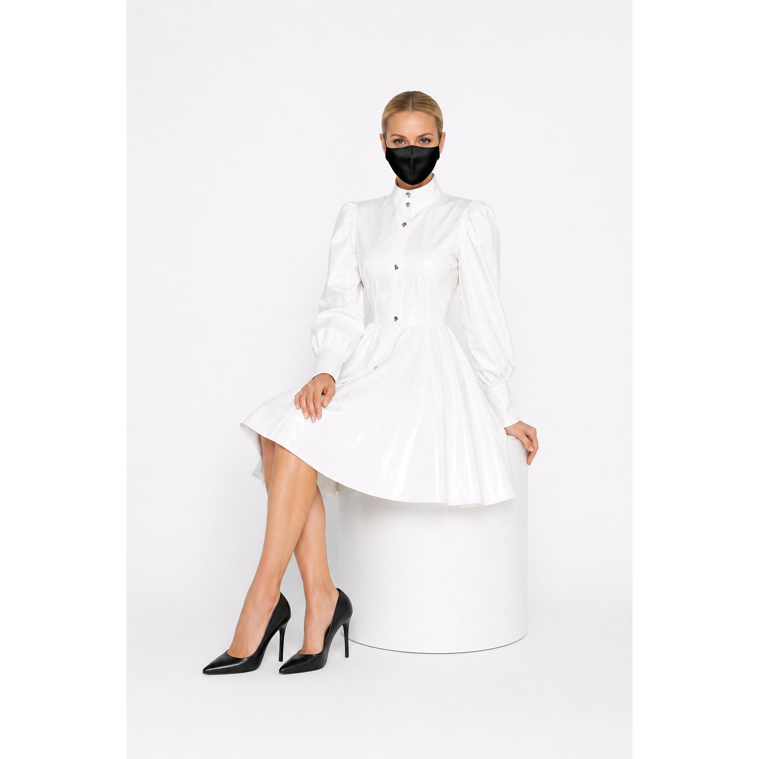 weißes, dünnes PVC-Kleid G535