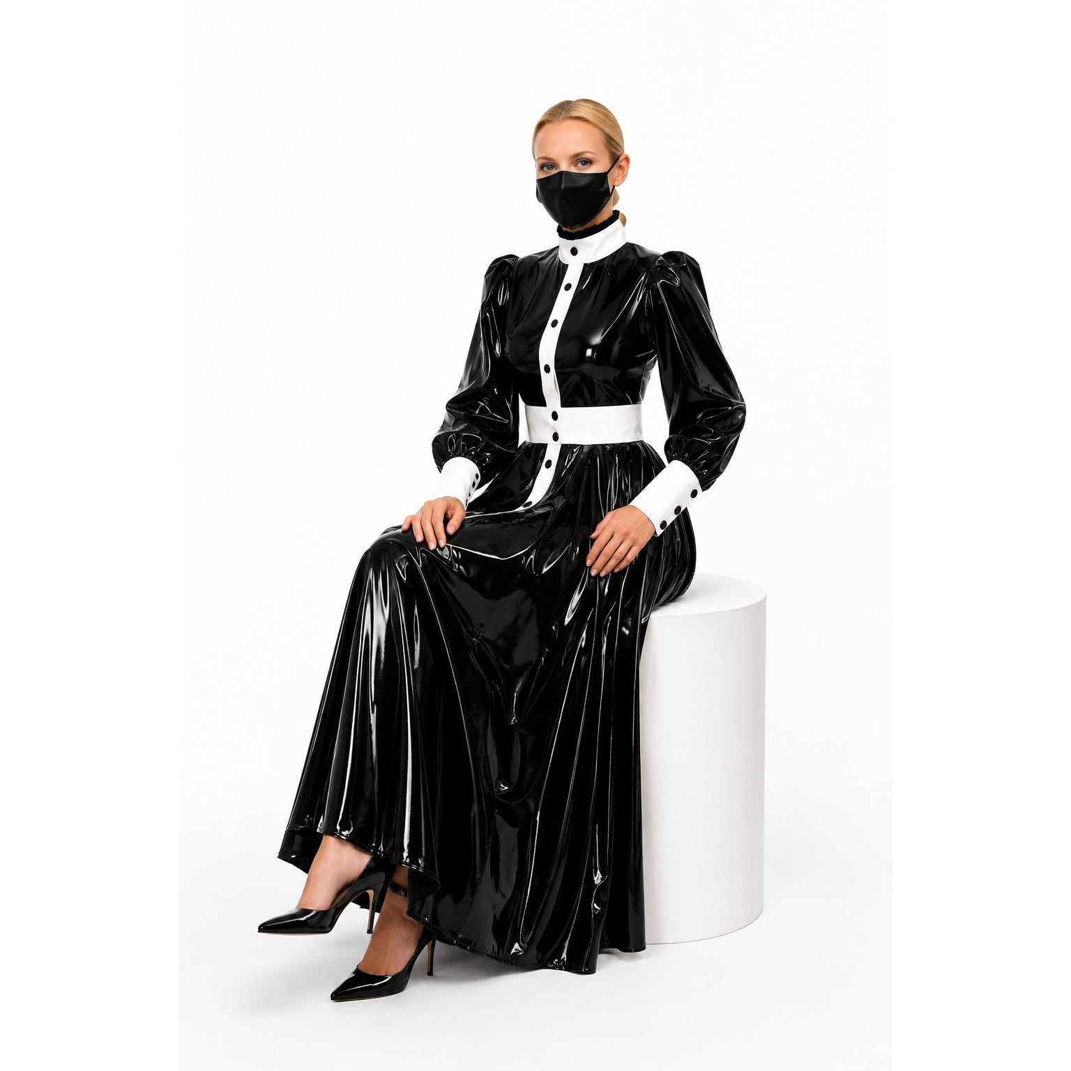 schwarzes, dünnes PVC-Kleid G585
